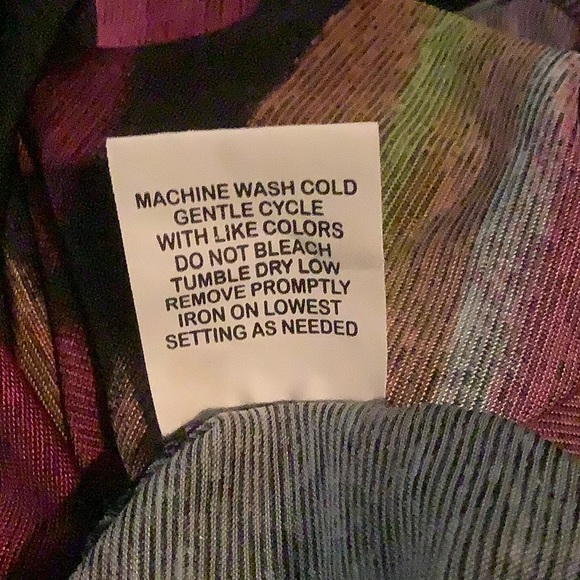 “Notations” Top - Picture 7 of 7